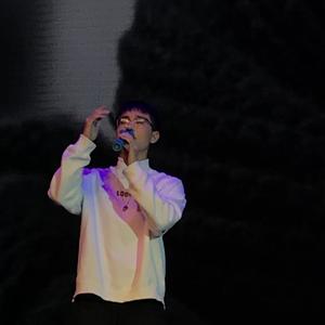 寡妇做爰XXX视频
